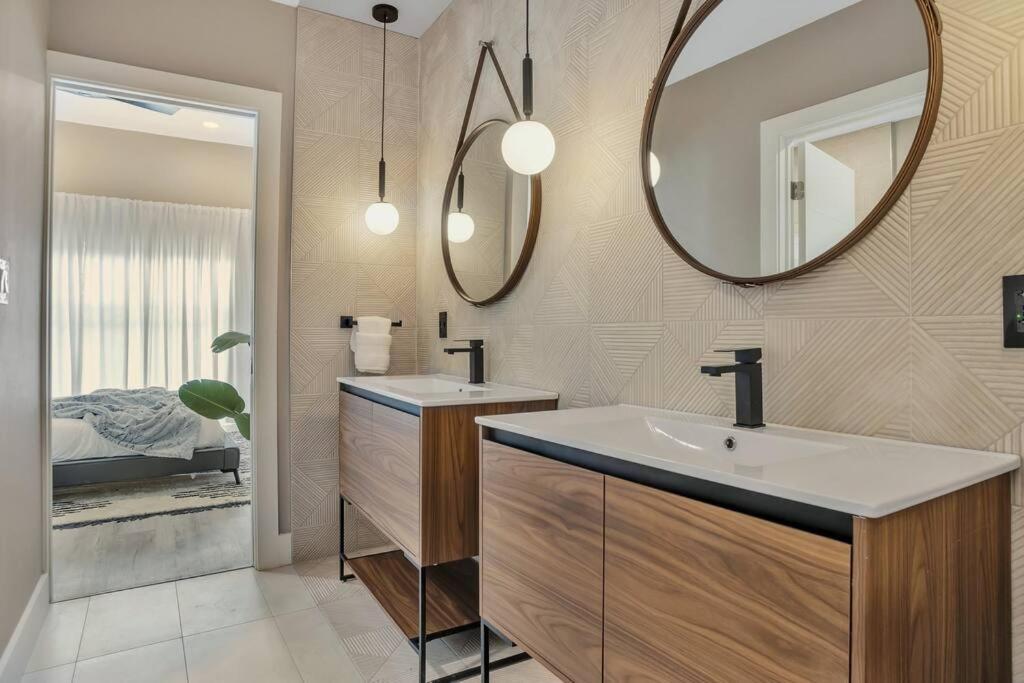 Stunning 2 Story Villa With Pool Fort Lauderdale Luaran gambar