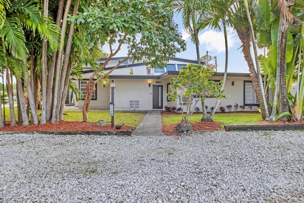 Stunning 2 Story Villa With Pool Fort Lauderdale Luaran gambar